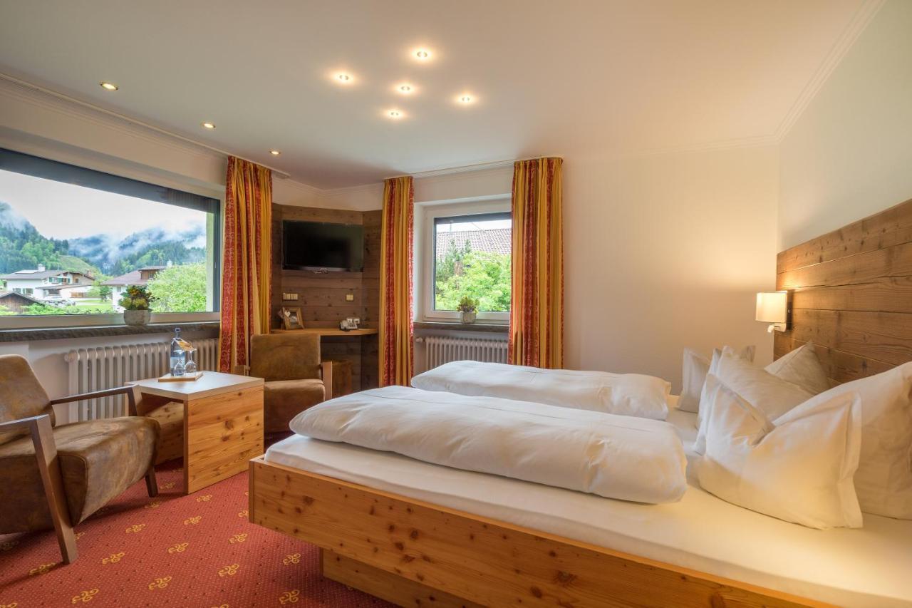 Wohlfühlhotel Berwanger Hof Obermaiselstein Exterior foto